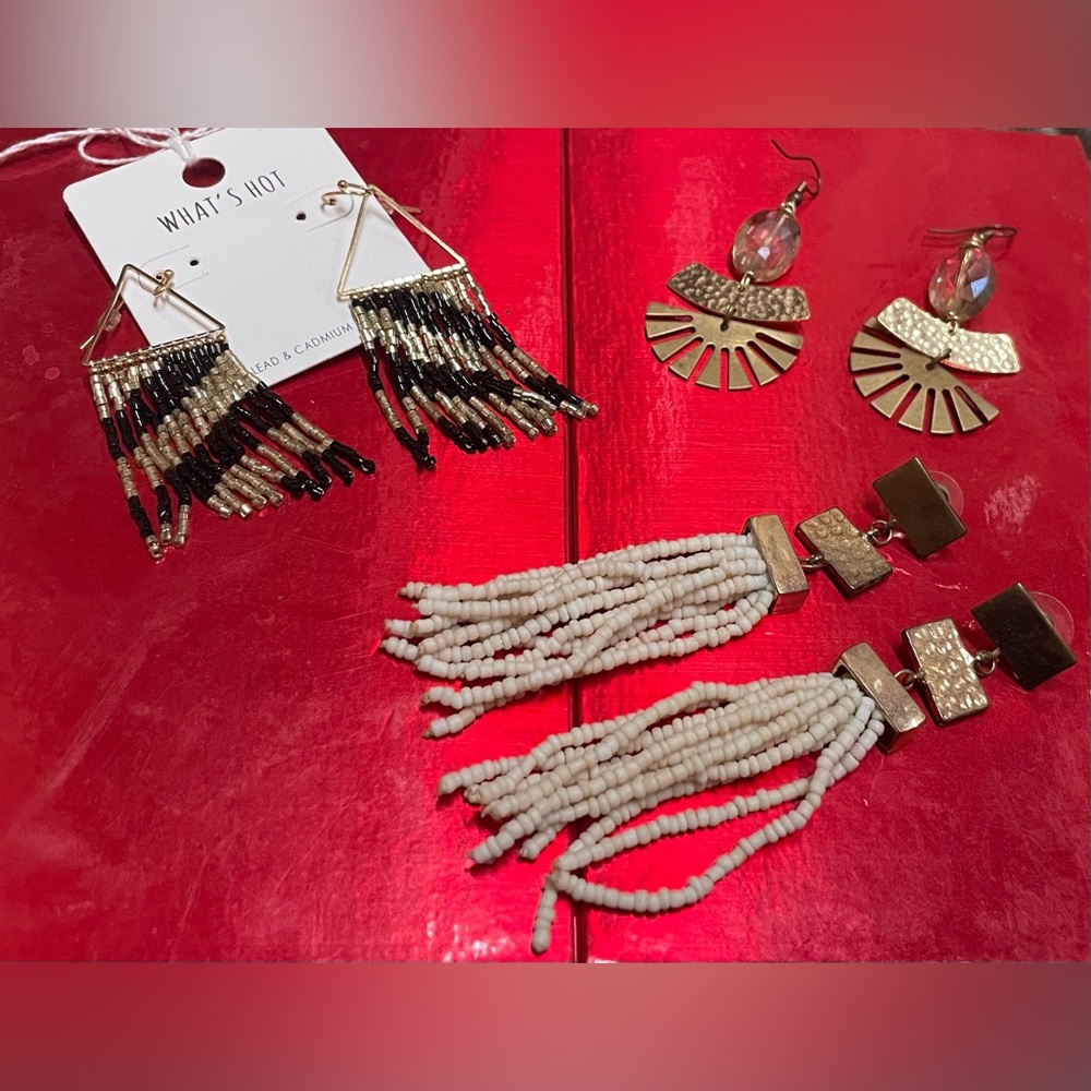 Costume Jewelry Gold Toned Earring Lot